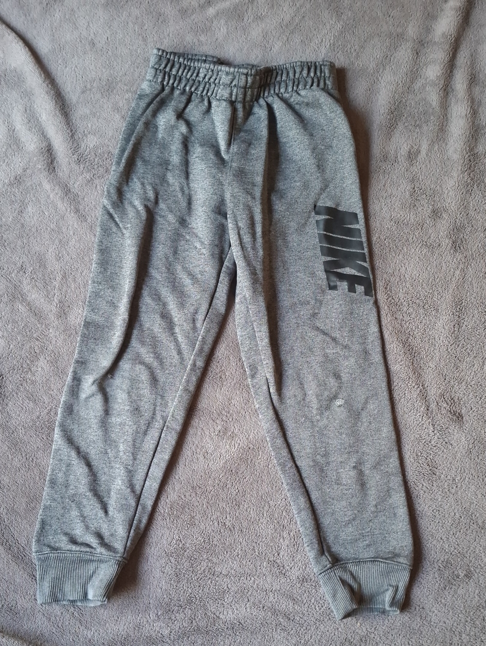 Nike Kids Grey Heather Jogger Sweatpants with Side Logo